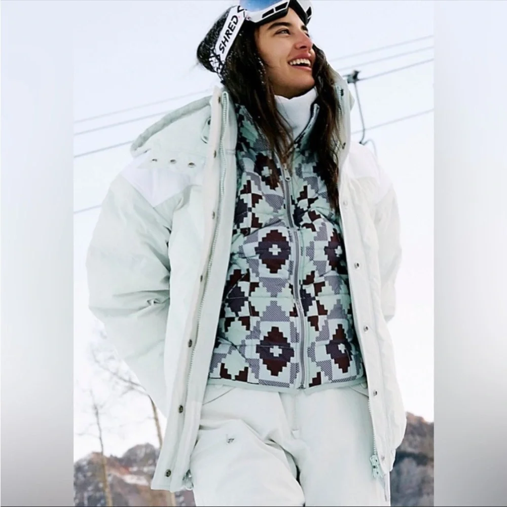NWT Free People Movement Around The Block Ski Puffer Jacket - Picture 1 of 5